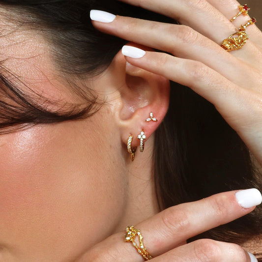 Floral Trillium Flatback Studs
