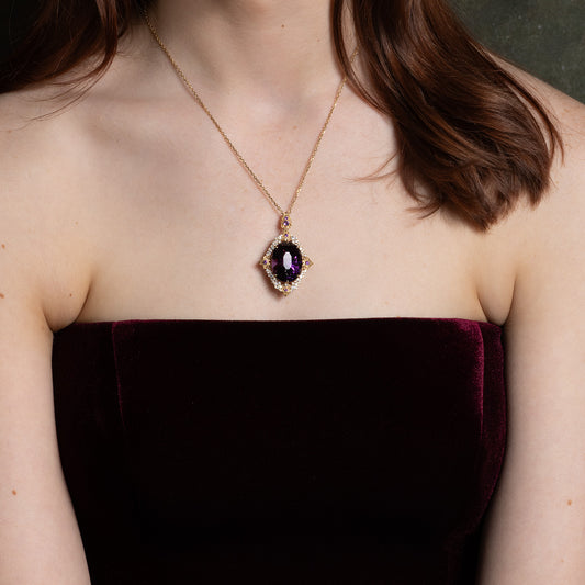Guinevere Necklace in 18K Gold with 29.36ct Amethyst