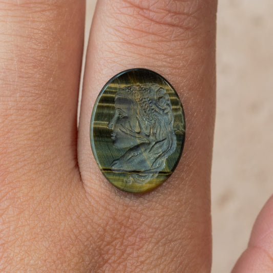 Artemis and Deer Intaglio in Hawk's Eye