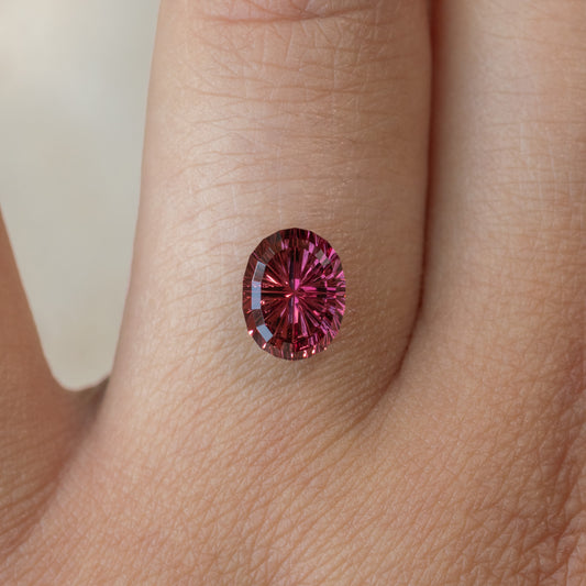 3.0cts Umbalite Garnet Starbrite™ Cut Oval