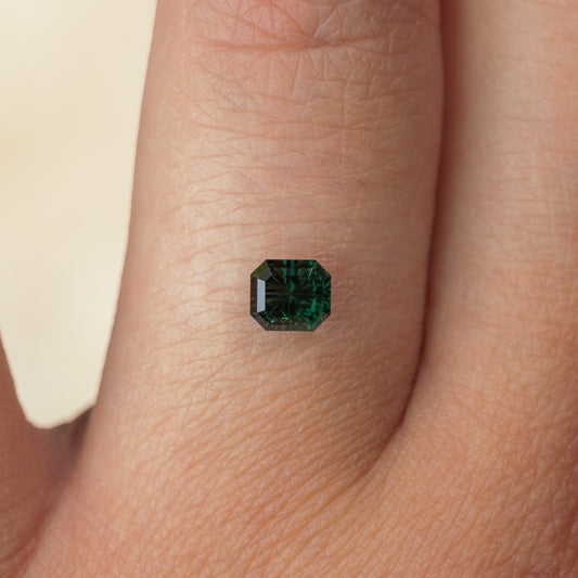 0.85cts Dark Green Australian Sapphire Starbrite™ Cut Cushion
