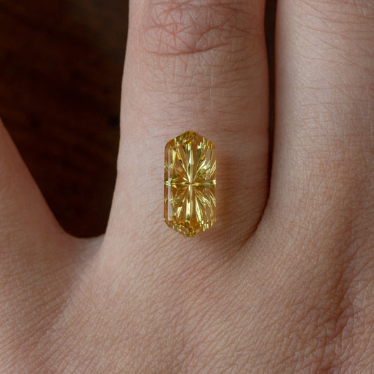 3.43ct Golden Beryl Starbrite™ Cut Hexagon