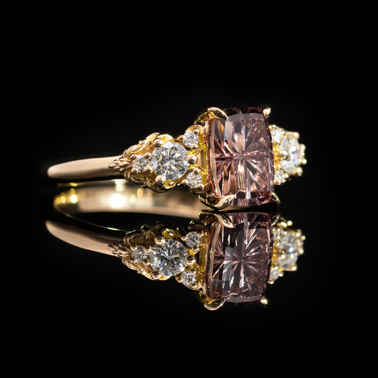 Antoinette in 18k Gold with Pink Sapphire