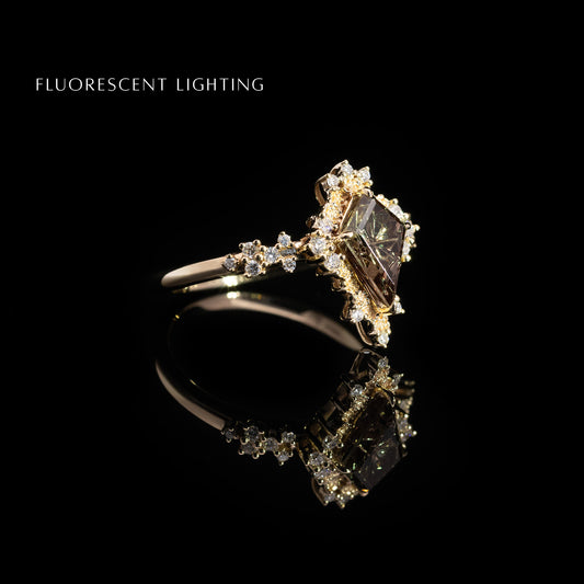 Rosalynn Ring in 14K Gold with Color Change Garnet