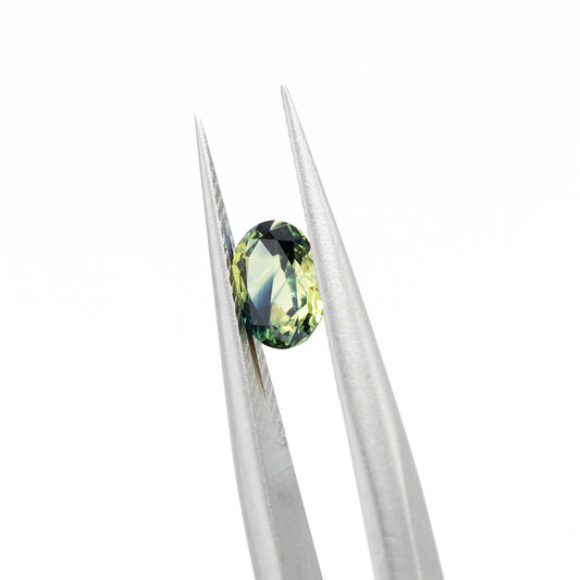 0.64ct Parti Color Australian Sapphire Brilliant Oval Cut