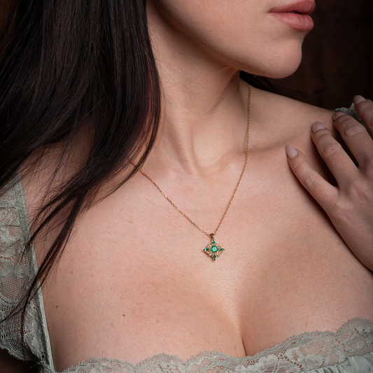 Elara Necklace